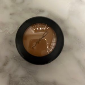MAC Cosmetics Studio Finish Concealer NC45